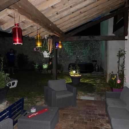 Chambres D'Hotes Les 2G Boesses Bagian luar foto